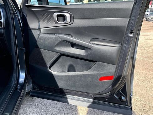 Used 2021 Kia Sorento S image 23