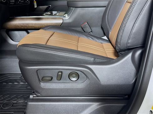 New 2026 Chevrolet Silverado 3500 High Country w/ Technology Package image 17