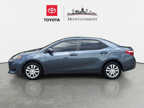 Used 2018 Toyota Corolla LE image 6