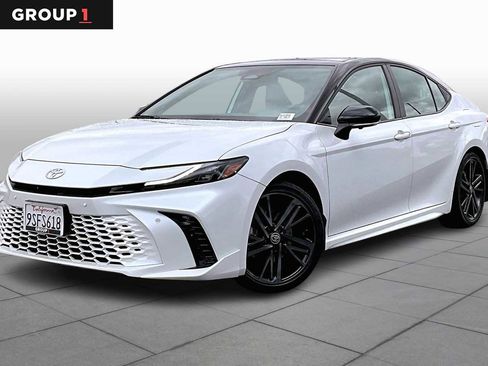 Used 2025 Toyota Camry XSE w/ Premium Plus Package image 1