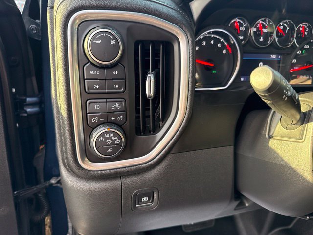 Used 2019 Chevrolet Silverado 1500 RST AWD/4WD image 20