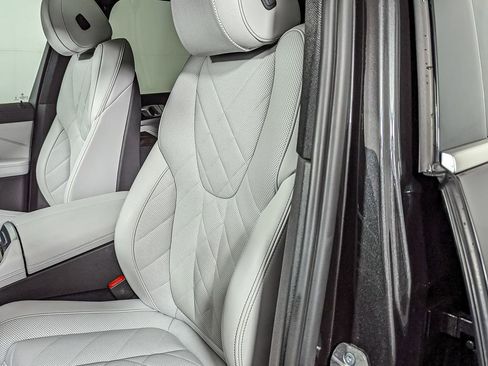 Certified 2023 BMW X5 xDrive40i w/ Premium Package image 18