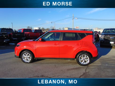 Used 2024 Kia Soul LX w/ Option Group 015 image 2
