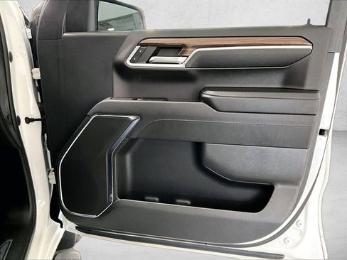 Used 2023 Chevrolet Silverado 1500 RST w/ LPO, Dark Essentials Package RWD image 19