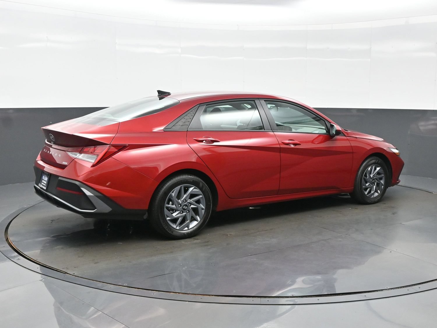 Certified 2026 Hyundai Elantra Hybrid FWD image 6