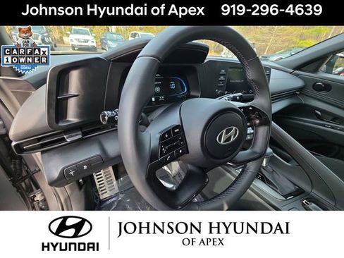 Certified 2025 Hyundai Elantra Sport image 25