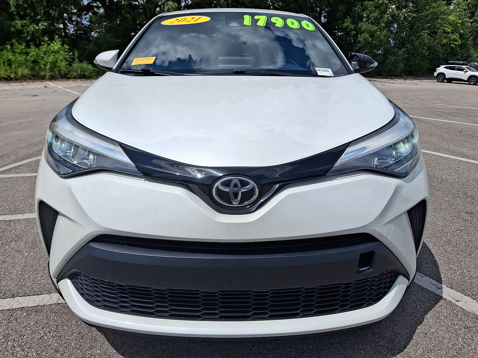 Used 2021 Toyota C-HR XLE FWD image 29