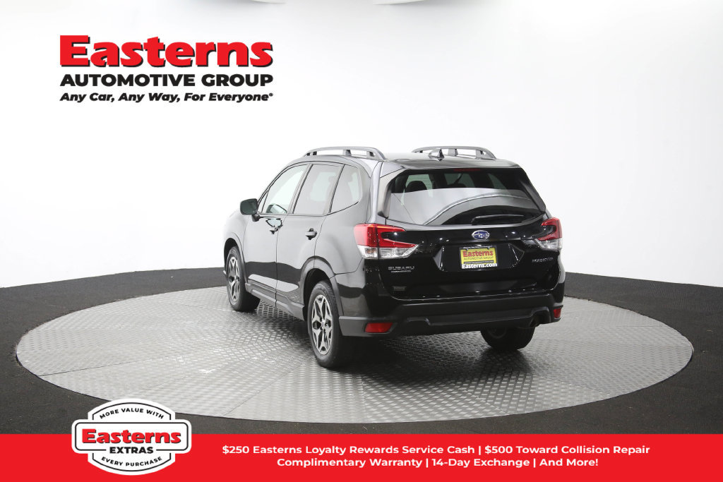 Used 2022 Subaru Forester Premium AWD/4WD image 70