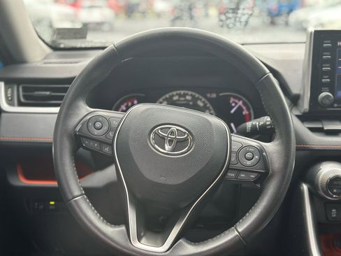 Used 2020 Toyota RAV4 Adventure AWD/4WD image 9