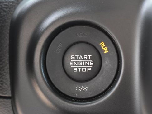 Used 2022 Jeep Wrangler Unlimited Sport AWD/4WD image 25