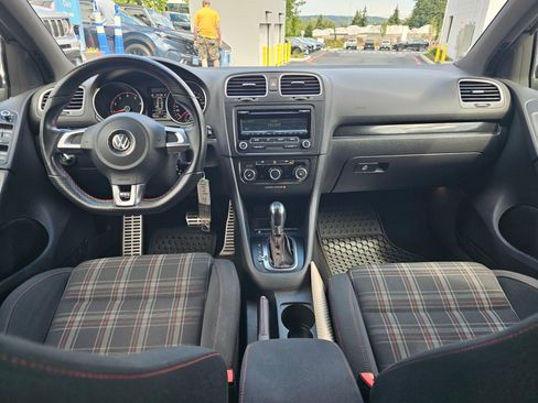Used 2012 Volkswagen GTI 4-Door FWD image 22