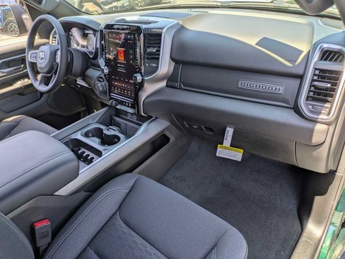 New 2026 RAM 1500 Big Horn AWD/4WD image 32