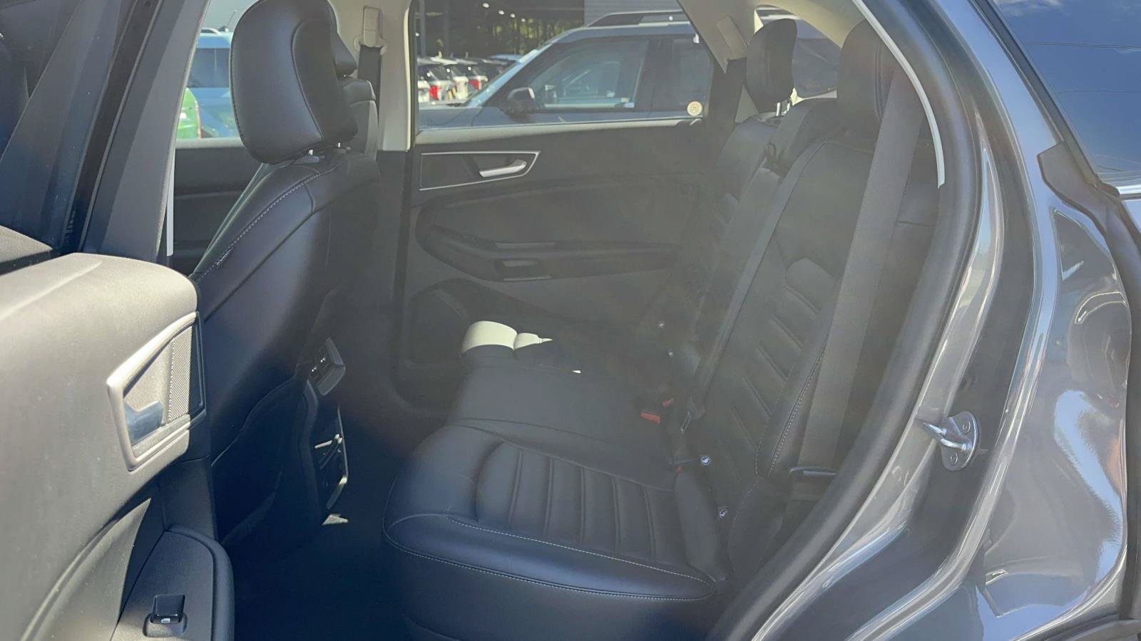 Certified 2024 Ford Edge SEL w/ Convenience Package AWD/4WD image 15