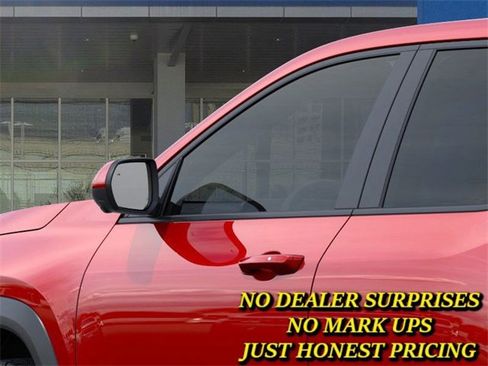 New 2026 Chevrolet Equinox LT image 12