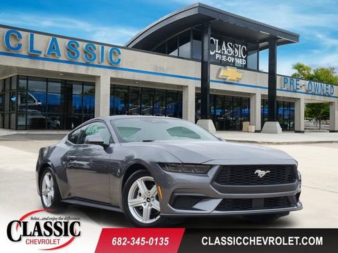 Used 2026 Ford Mustang Premium RWD image 1