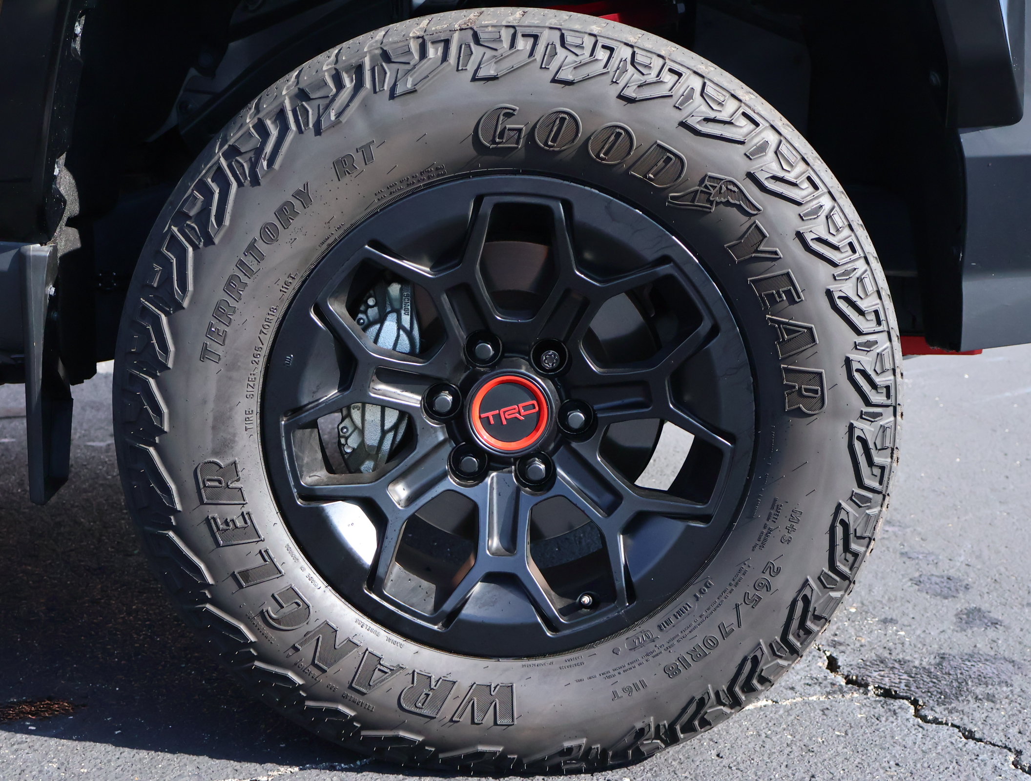 Used 2024 Toyota Tacoma TRD Pro AWD/4WD image 29