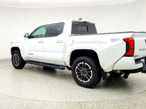 Used 2024 Toyota Tacoma TRD Sport w/ TRD Sport Upgrade Package AWD/4WD image 7