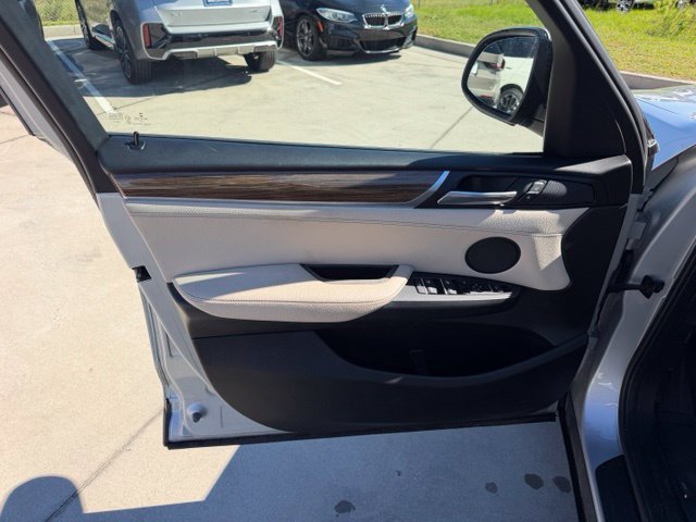 Used 2017 BMW X3 sDrive28i RWD image 10