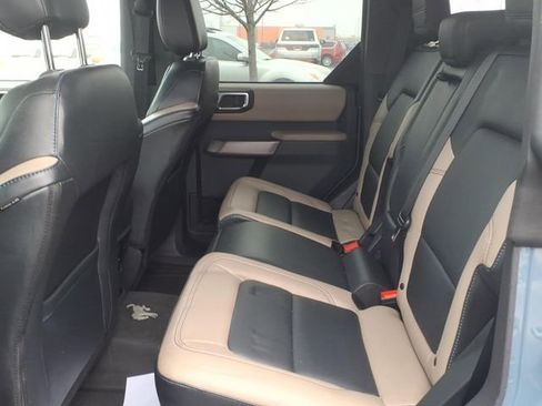 Used 2023 Ford Bronco Wildtrak image 13