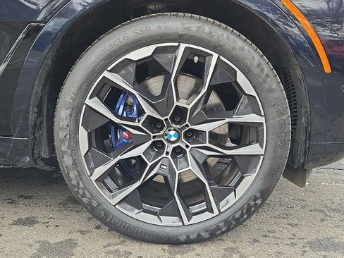 Used 2023 BMW X7 M60i w/ Executive Package image 8