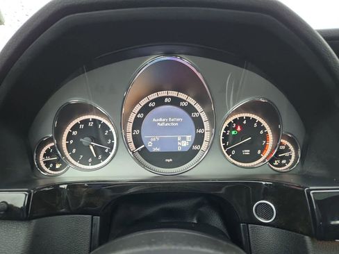 Used 2011 Mercedes-Benz E 350 Sedan image 32