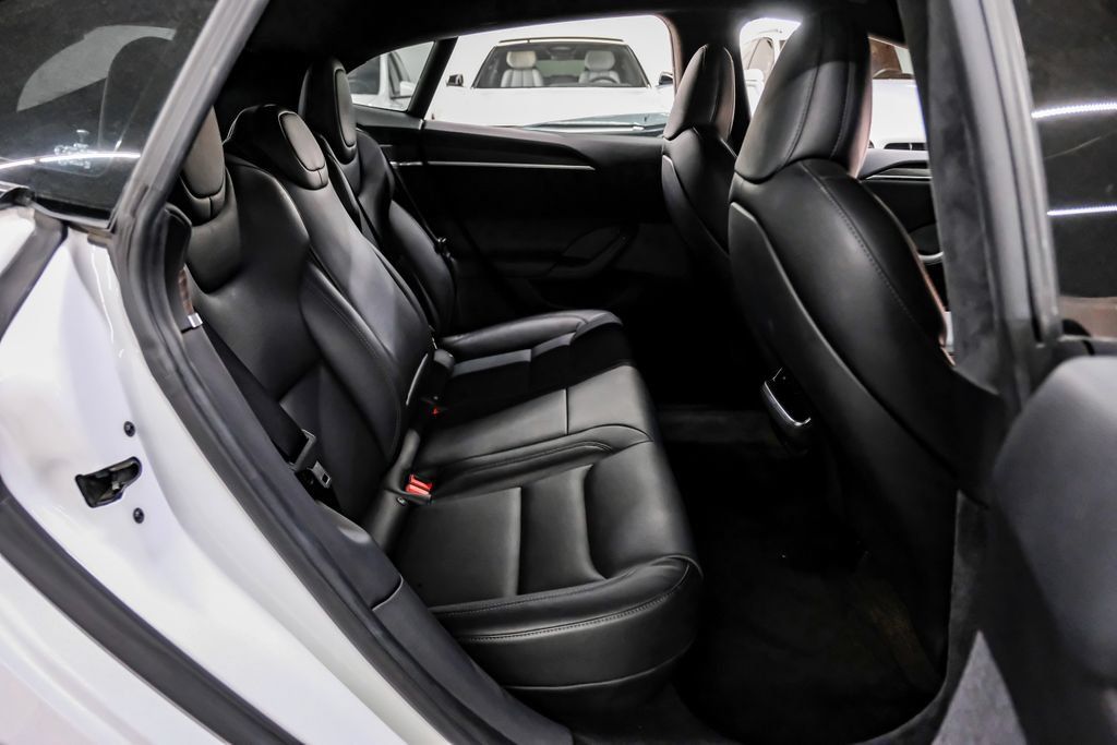 Used 2022 Tesla Model S AWD/4WD image 46