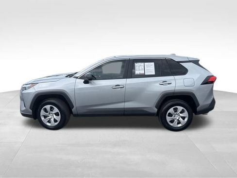 Used 2023 Toyota RAV4 LE FWD image 2