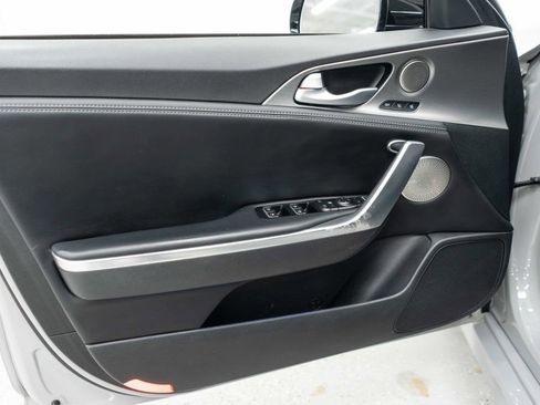 Used 2021 Kia Stinger GT1 image 14