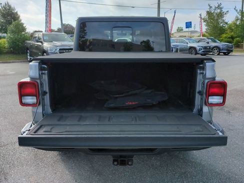 Used 2020 Jeep Gladiator Sport w/ Quick Order Package 24S AWD/4WD image 13