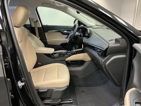 Used 2024 Buick Envision Preferred AWD/4WD image 32
