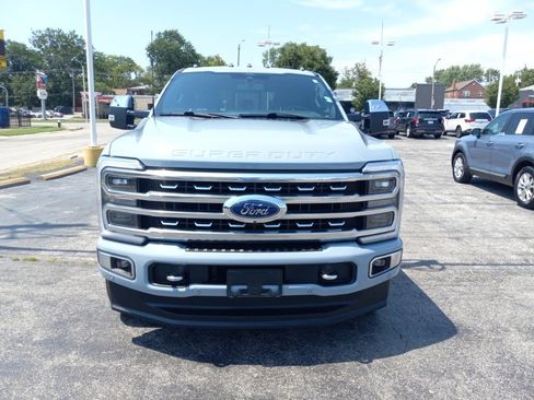 Used 2024 Ford F350 Platinum AWD/4WD image 4