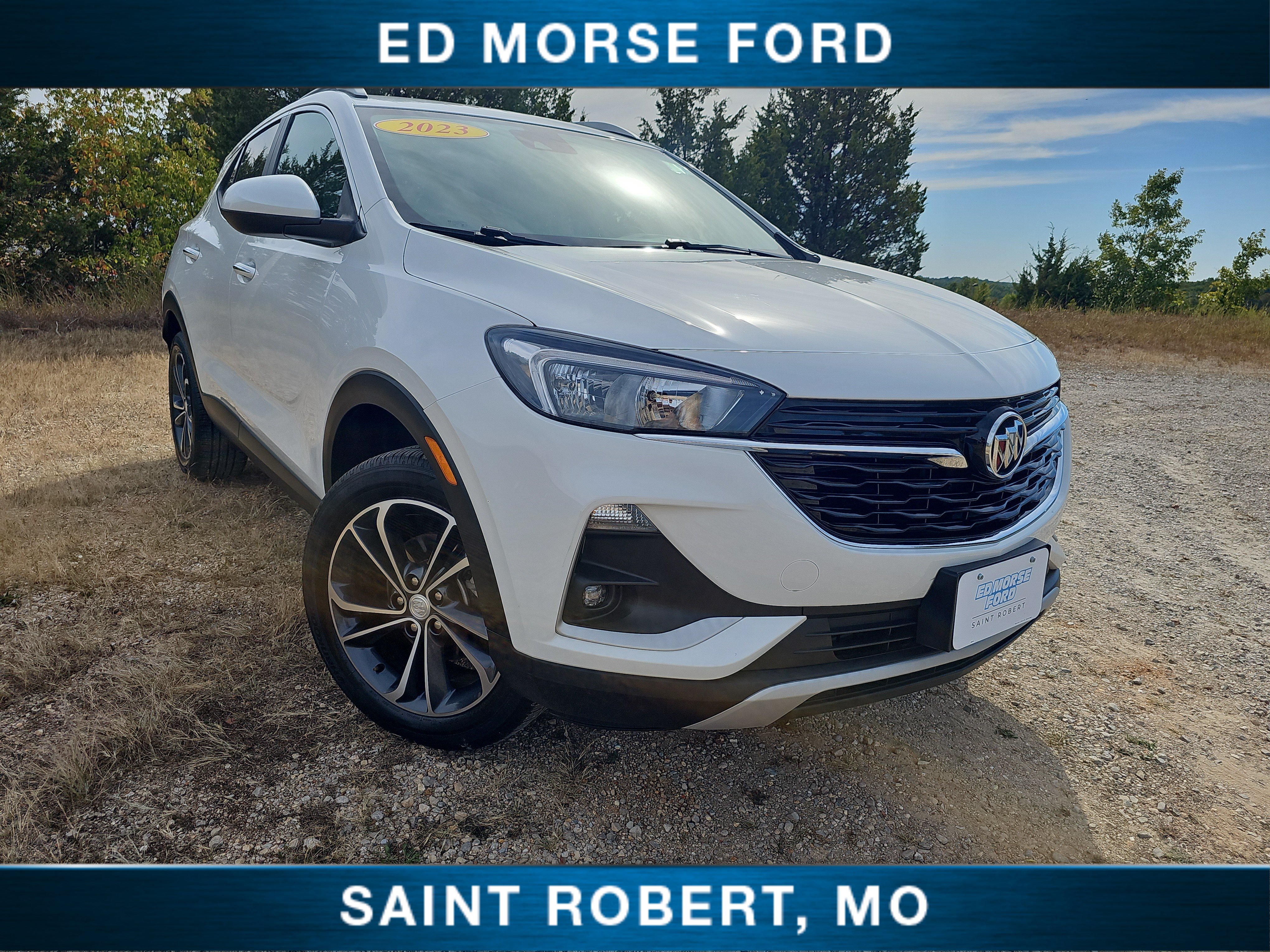 Used 2023 Buick Encore GX Select w/ Safety Package II AWD/4WD image 1