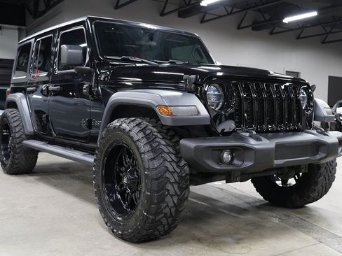 Used 2020 Jeep Wrangler Unlimited Sport AWD/4WD image 7