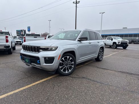 Used 2022 Jeep Grand Cherokee Overland w/ Advanced Protech Group III image 1