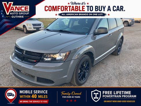Used 2020 Dodge Journey SE w/ Blacktop Package FWD image 1