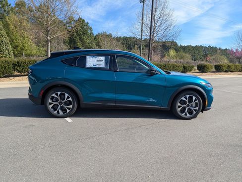 New 2026 Ford Mustang Mach-E Select w/ Comfort Package RWD image 3