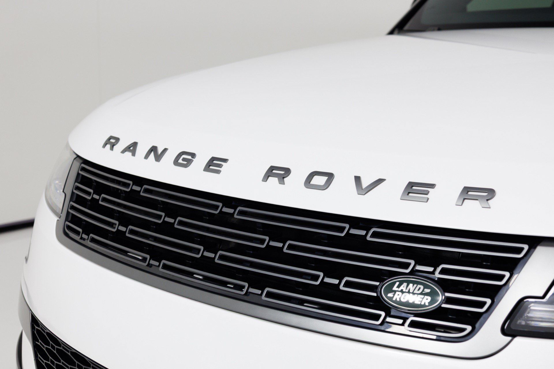 Used 2024 Land Rover Range Rover Sport SE AWD/4WD image 67