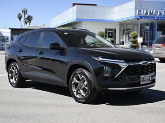 New 2026 Chevrolet Trax LT w/ LPO, Blackout Package video 1