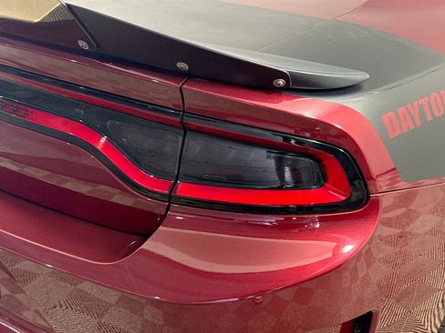 Used 2017 Dodge Charger R/T image 34