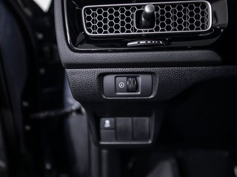 Used 2025 Honda Civic Sport image 38