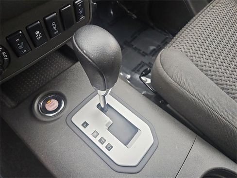 Used 2021 Nissan Frontier SV image 15