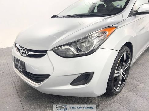 Used 2013 Hyundai Elantra GLS FWD image 10