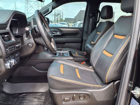 Used 2024 GMC Yukon XL AT4 w/ Technology Package AWD/4WD image 20