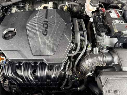 Used 2023 Hyundai Santa Fe SEL w/ Premium Package image 45