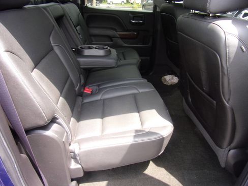 Used 2015 GMC Sierra 1500 SLT w/ SLT Crew Cab Value Package image 19