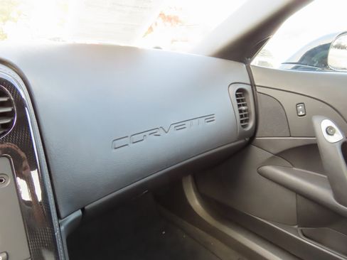 Used 2008 Chevrolet Corvette Coupe image 21