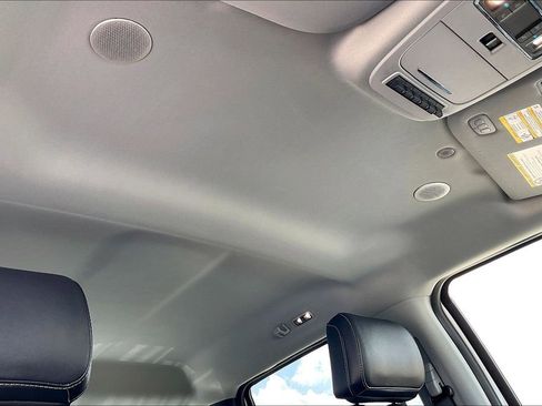 Used 2024 Ford F350 Lariat w/ Lariat Ultimate Package image 28