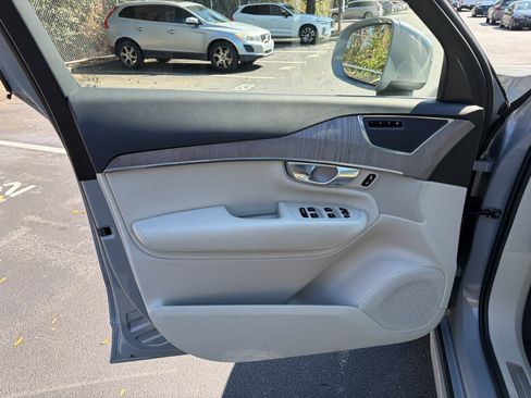 Certified 2024 Volvo XC90 T8 Plus w/ Protection Package Premier image 59