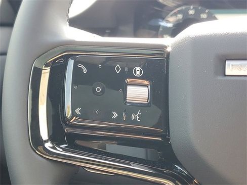 New 2026 Land Rover Range Rover Evoque S image 28