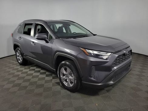 Used 2025 Toyota RAV4 XLE AWD/4WD image 1